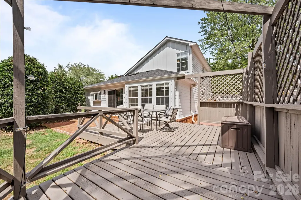 819 Mill Creek Lane Charlotte NC 28209