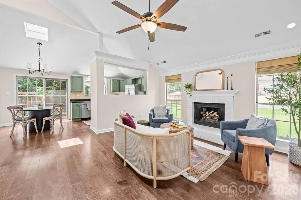 819 Mill Creek Lane Charlotte NC 28209