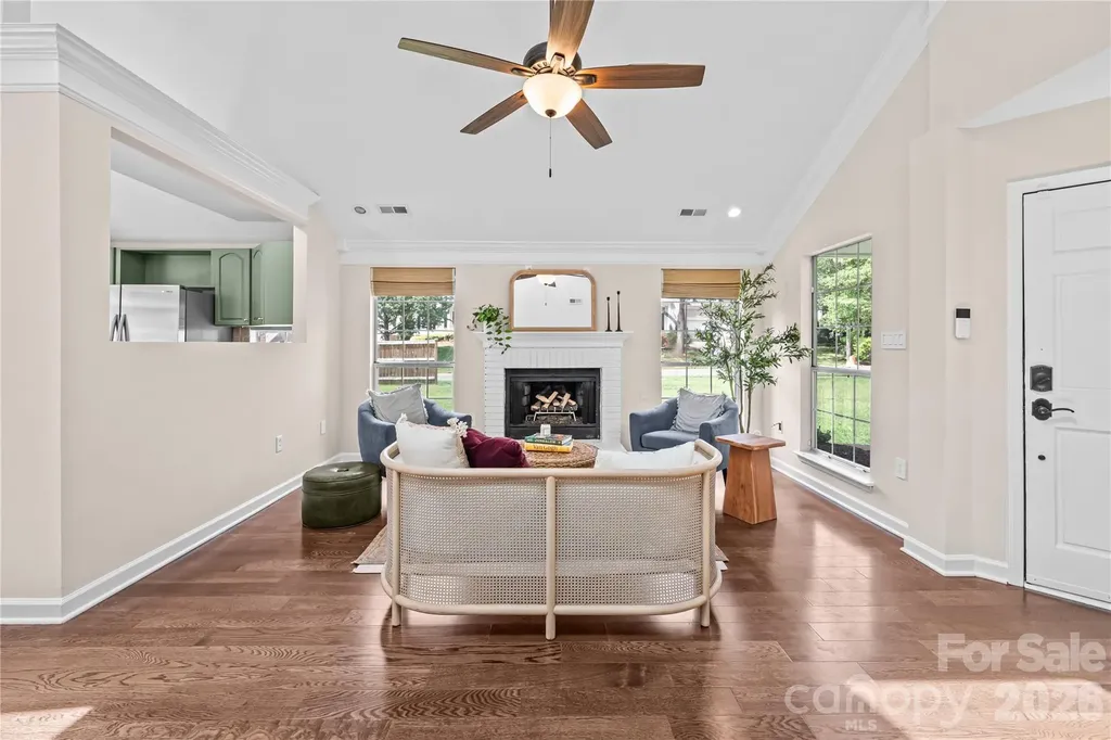 819 Mill Creek Lane Charlotte NC 28209