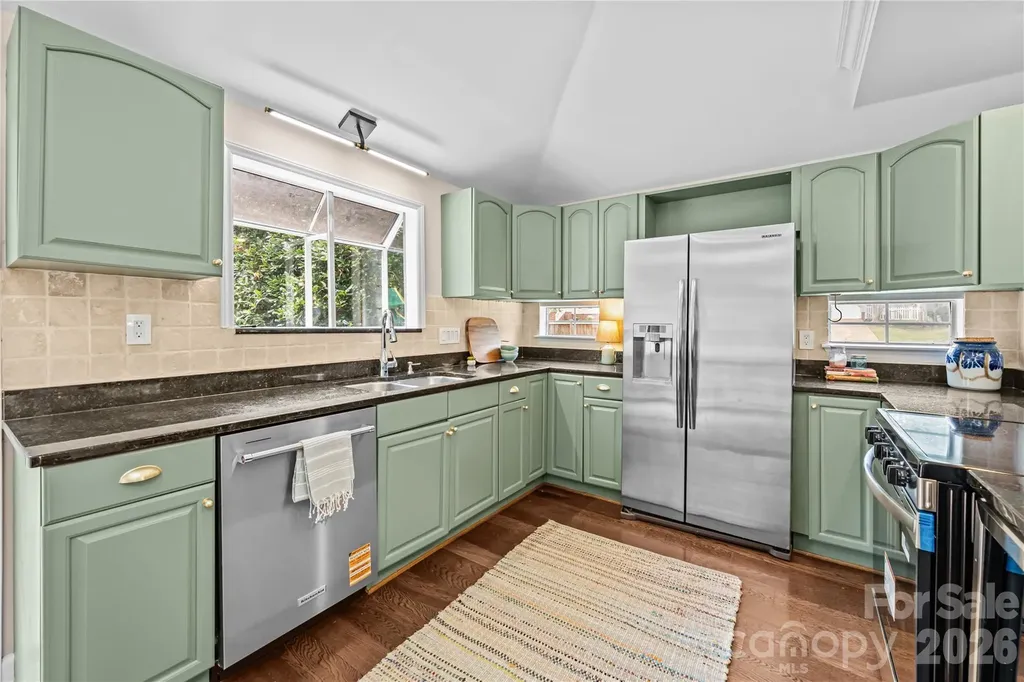819 Mill Creek Lane Charlotte NC 28209