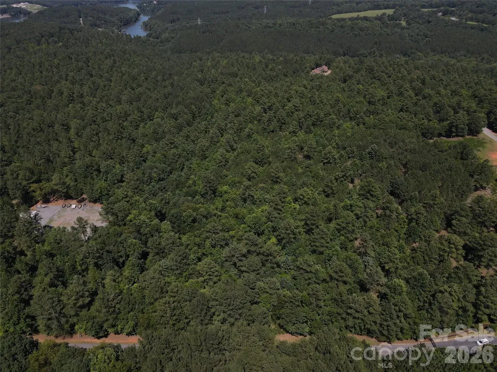 1036 W Paradise Harbor Drive Connelly Springs NC 28612