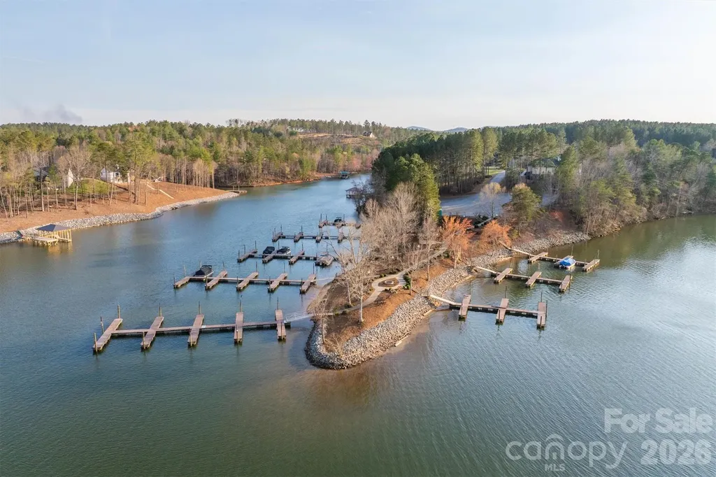 1036 W Paradise Harbor Drive Connelly Springs NC 28612