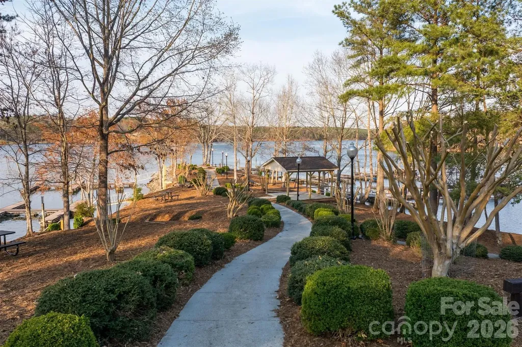 1036 W Paradise Harbor Drive Connelly Springs NC 28612