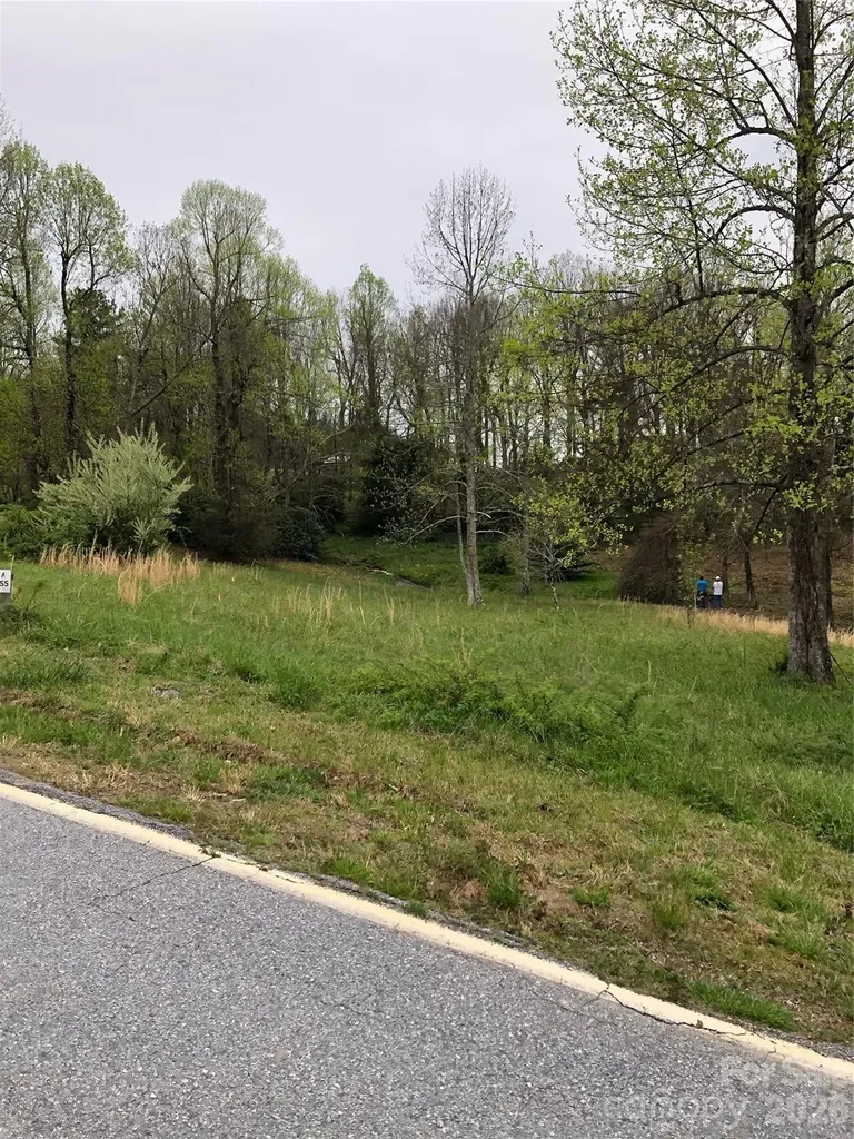 4 Ambrose Court Flat Rock NC 28731