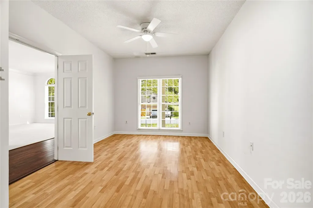 2604 Lamp Post Lane Kannapolis NC 28081