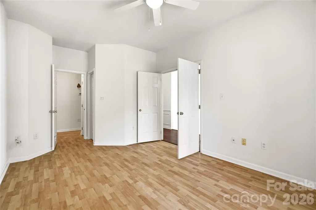 2604 Lamp Post Lane Kannapolis NC 28081