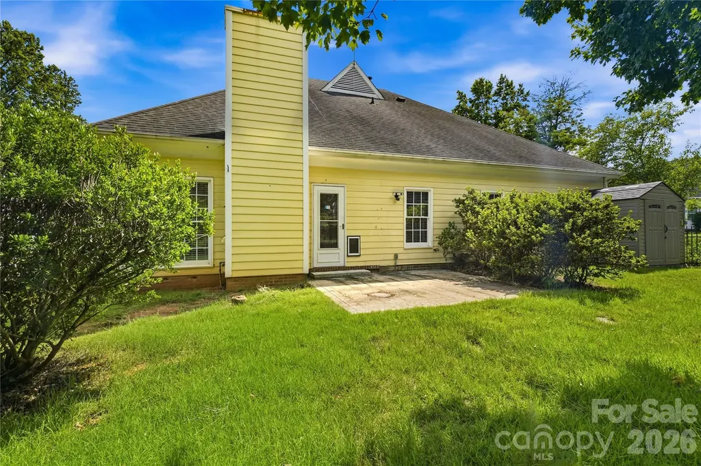 2604 Lamp Post Lane Kannapolis NC 28081