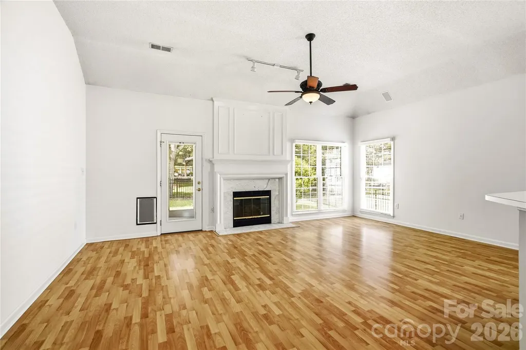 2604 Lamp Post Lane Kannapolis NC 28081