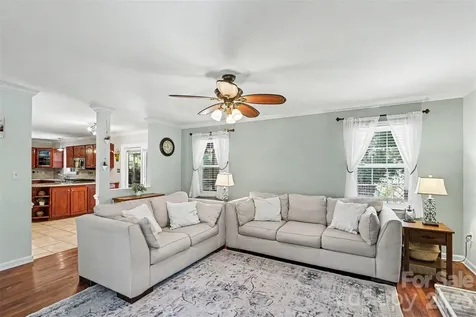 3108 Peregrine Court Charlotte NC 28269