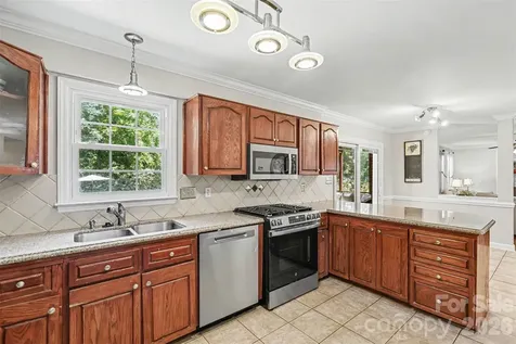 3108 Peregrine Court Charlotte NC 28269