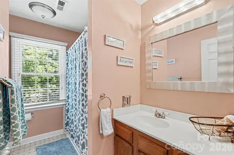 3108 Peregrine Court Charlotte NC 28269