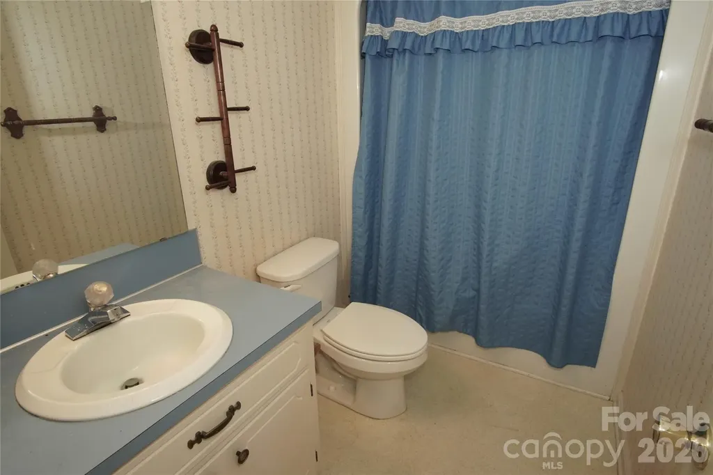 1534 Daybreak Ridge Road Kannapolis NC 28081