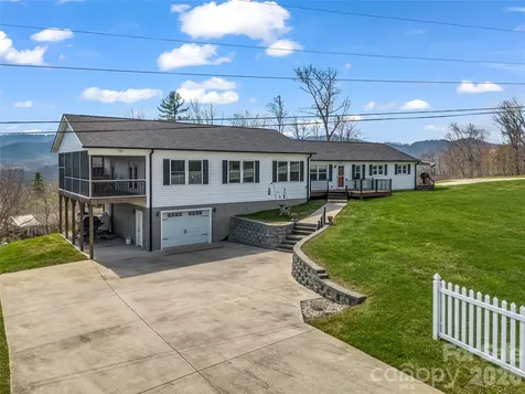 1086 Carters Ridge Road Spruce Pine NC 28777