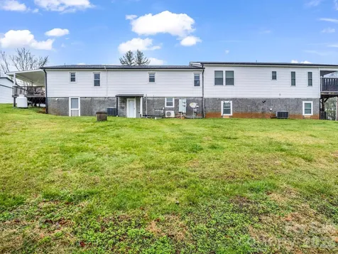 1086 Carters Ridge Road Spruce Pine NC 28777