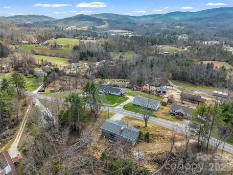 1086 Carters Ridge Road Spruce Pine NC 28777