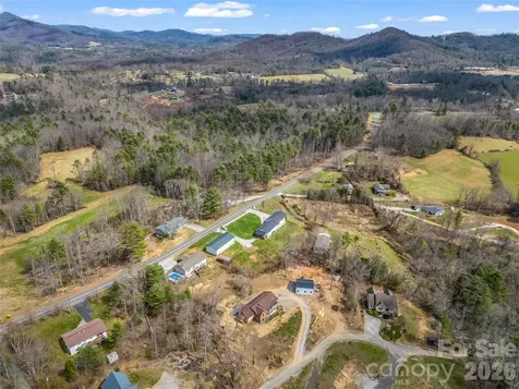 1086 Carters Ridge Road Spruce Pine NC 28777