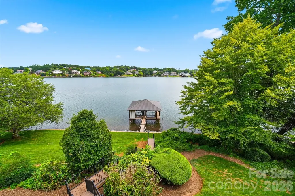 476 44th Avenue Drive NW Hickory NC 28601
