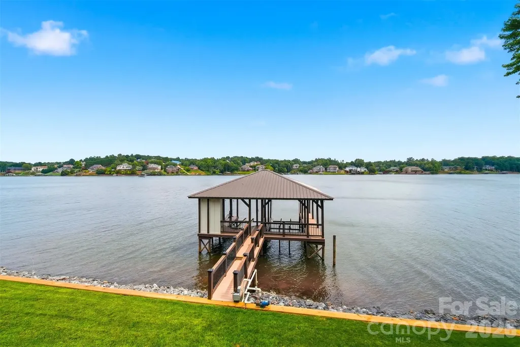 476 44th Avenue Drive NW Hickory NC 28601