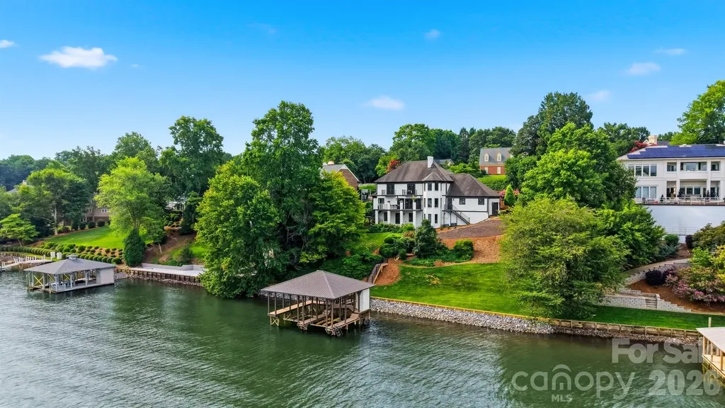476 44th Avenue Drive NW Hickory NC 28601
