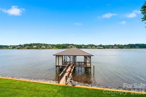 476 44th Avenue Drive NW Hickory NC 28601