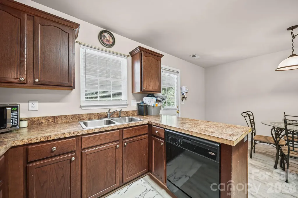 414 E East Village Drive Monroe NC 28112