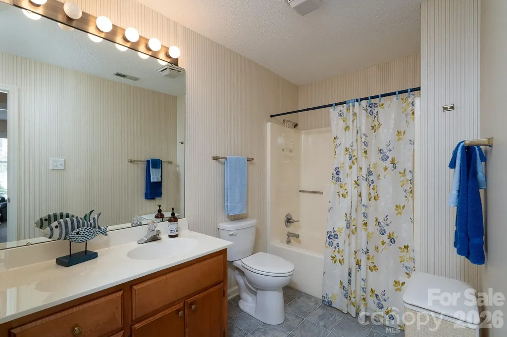 537 Camrose Circle NE Concord NC 28025