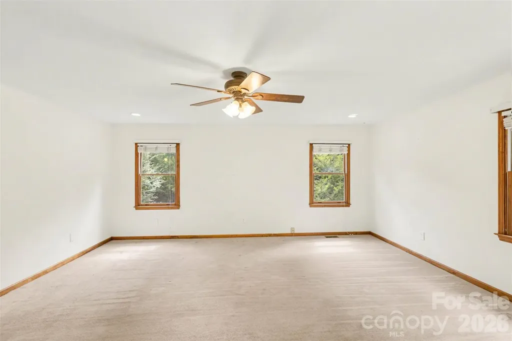 3608 Cowboy Lane Charlotte NC 28216