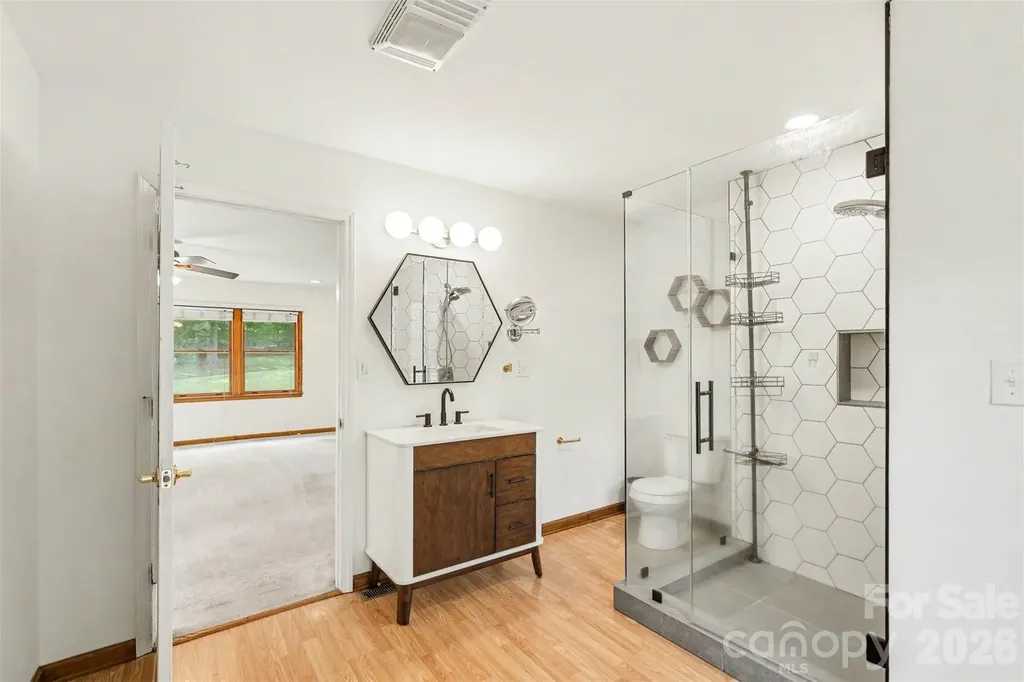 3608 Cowboy Lane Charlotte NC 28216