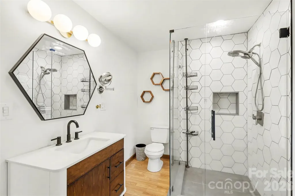 3608 Cowboy Lane Charlotte NC 28216