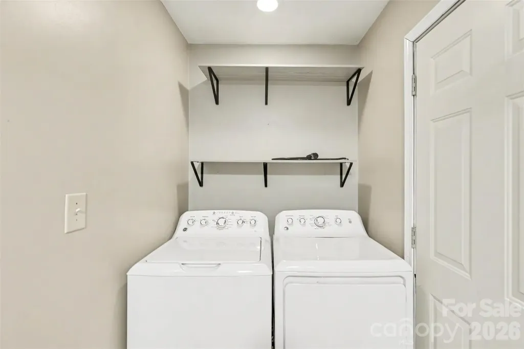 3608 Cowboy Lane Charlotte NC 28216