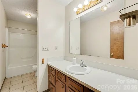 3608 Cowboy Lane Charlotte NC 28216