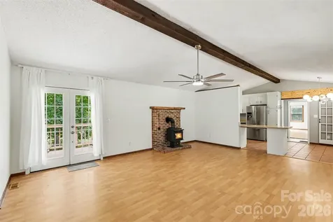 3608 Cowboy Lane Charlotte NC 28216