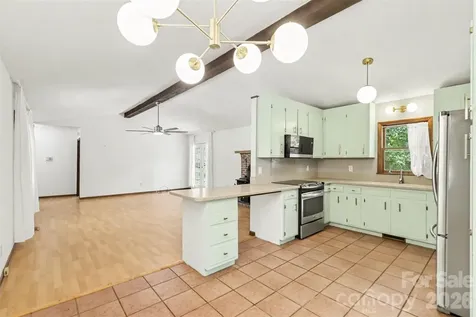 3608 Cowboy Lane Charlotte NC 28216