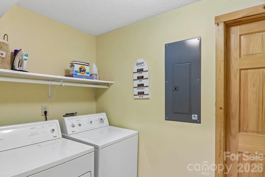 156 Cottage Lane Mars Hill NC 28754