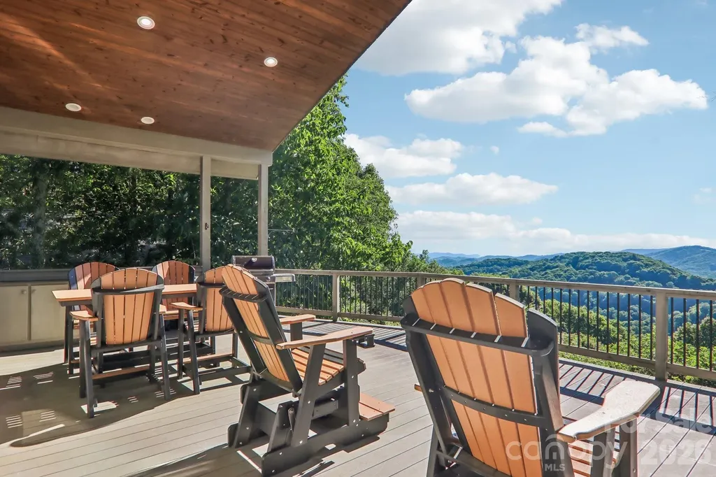 156 Cottage Lane Mars Hill NC 28754