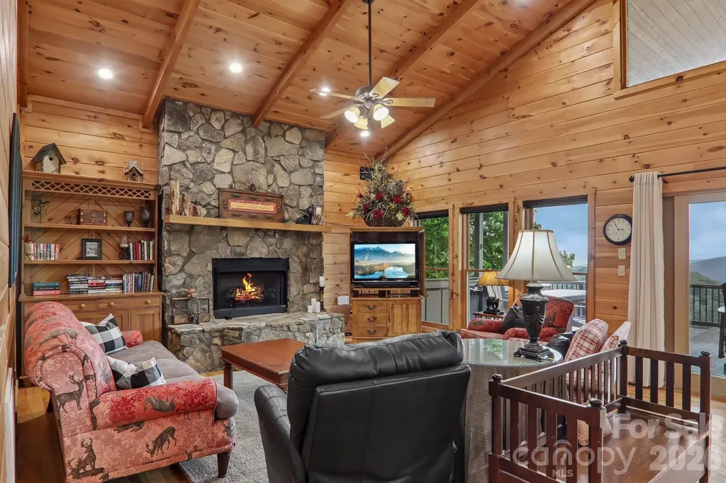 156 Cottage Lane Mars Hill NC 28754