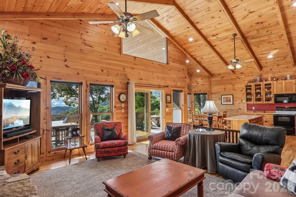 156 Cottage Lane Mars Hill NC 28754
