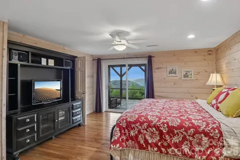 156 Cottage Lane Mars Hill NC 28754