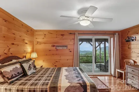 156 Cottage Lane Mars Hill NC 28754