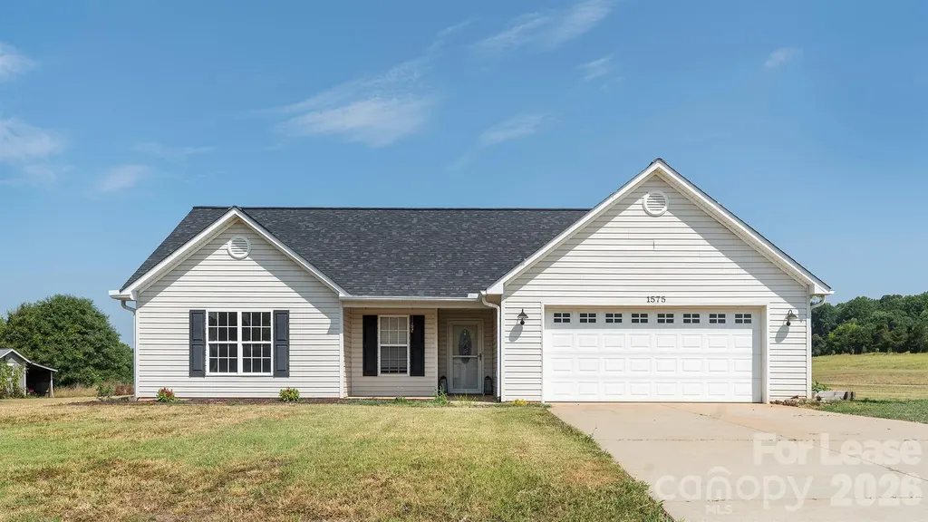 1575 Windy Holly Lane Newton NC 28658