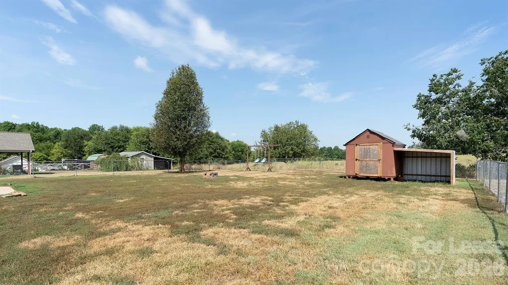 1575 Windy Holly Lane Newton NC 28658