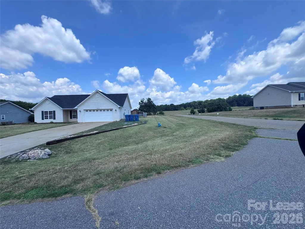 1575 Windy Holly Lane Newton NC 28658