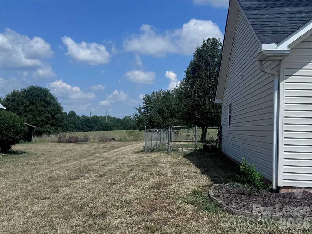 1575 Windy Holly Lane Newton NC 28658