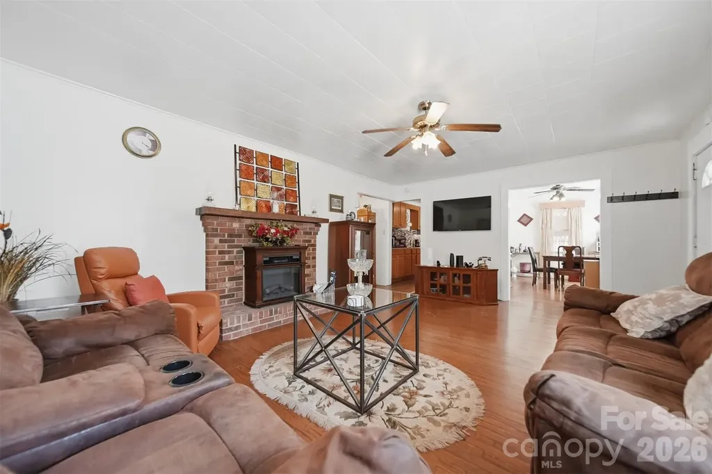 421 Finley Avenue NW Lenoir NC 28645