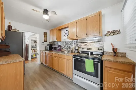 421 Finley Avenue NW Lenoir NC 28645
