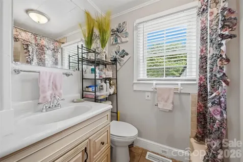 421 Finley Avenue NW Lenoir NC 28645