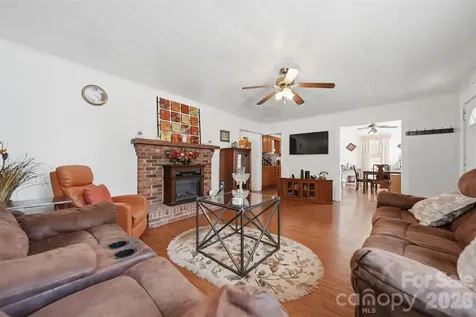 421 Finley Avenue NW Lenoir NC 28645
