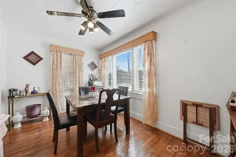 421 Finley Avenue NW Lenoir NC 28645
