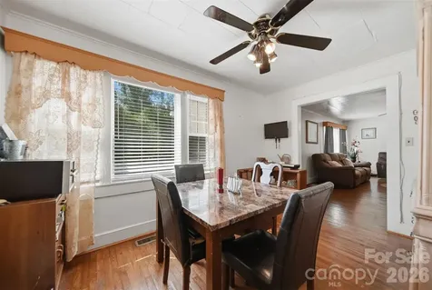 421 Finley Avenue NW Lenoir NC 28645