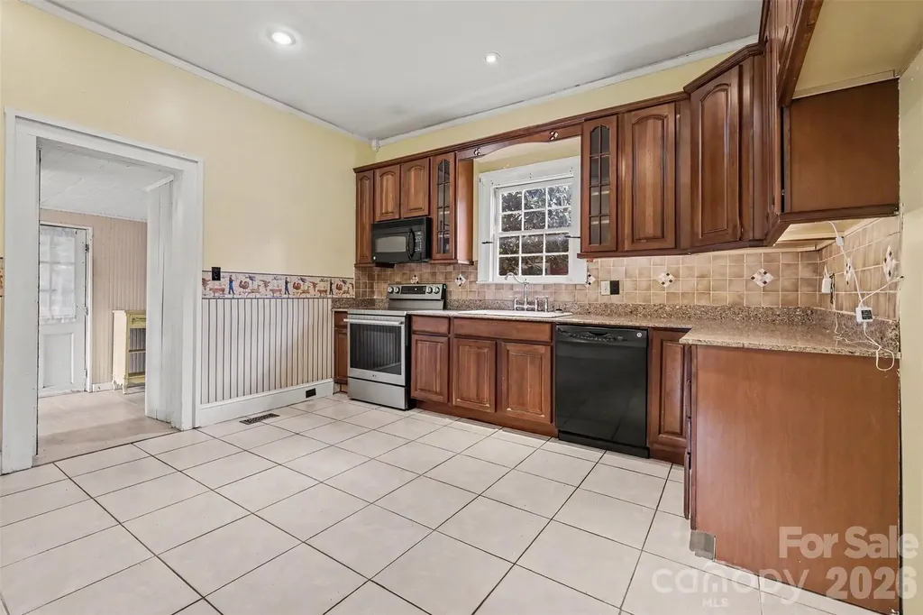 75 Cabarrus Avenue Concord NC 28025